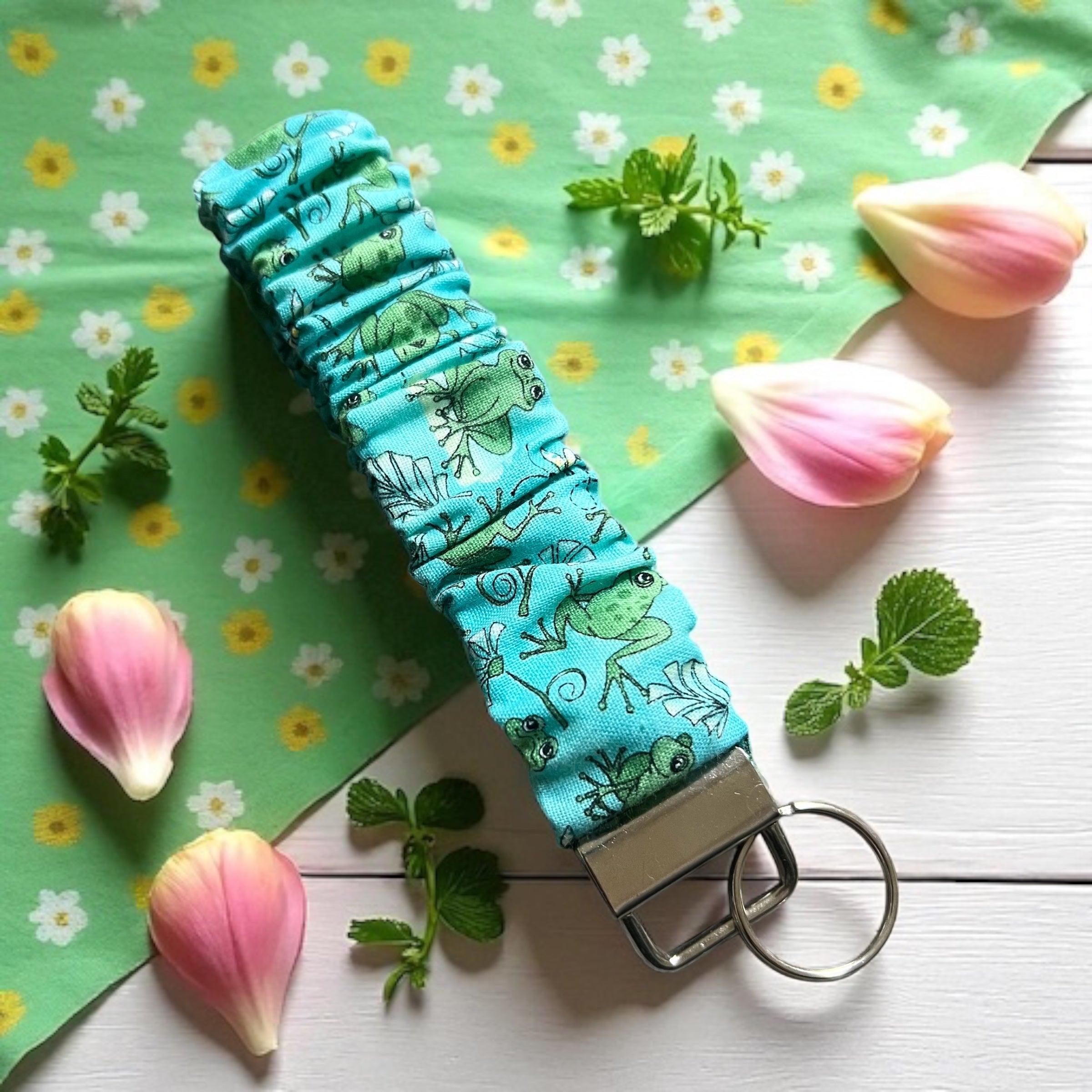 Cute Frog Wristlet Keychain